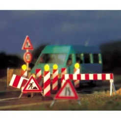 Hot Busch 5937 Cnstrctn blnkrs w/signs - Your Source for Gaming Essentials Trains
