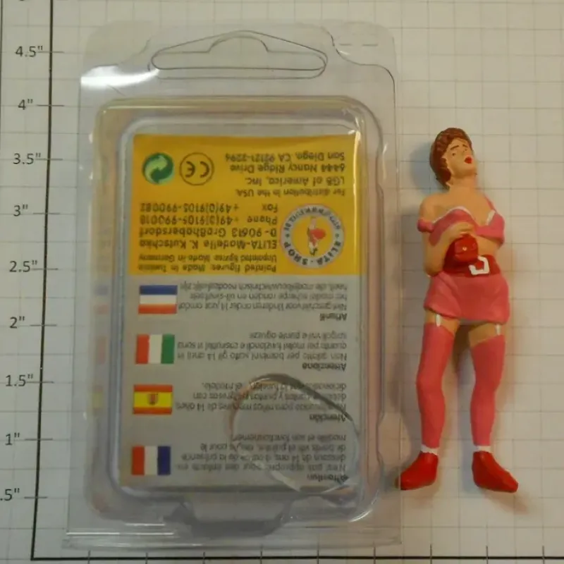 Online Elita Modelle 10046 Women With Pink Bra and Pink Shorts - Your Source for Gaming Essentials Trains