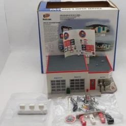 Walthers 933-2714 Built-Up Dave's Super Service EX/Box - Your Source for Gaming Essentials* Outlet